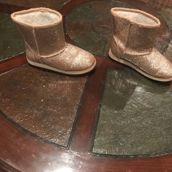 Sparkling Winter Boots - Picture 3 of 3